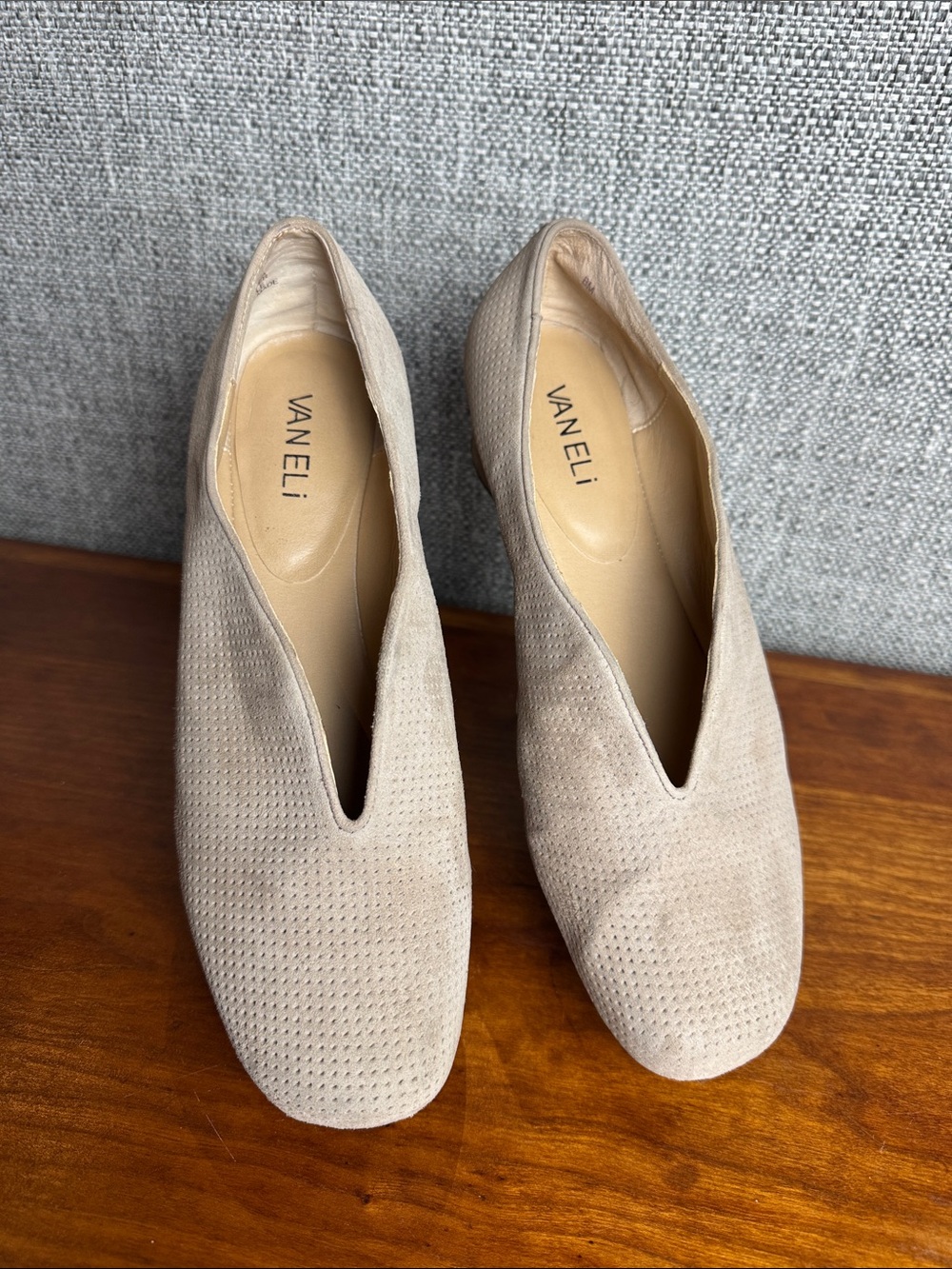 Vaneli Women's Beige Perforated Leather V-Vamp Hidden Wedge Flats Size 8M